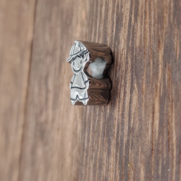 Little boy charm - Picture 2 of 2